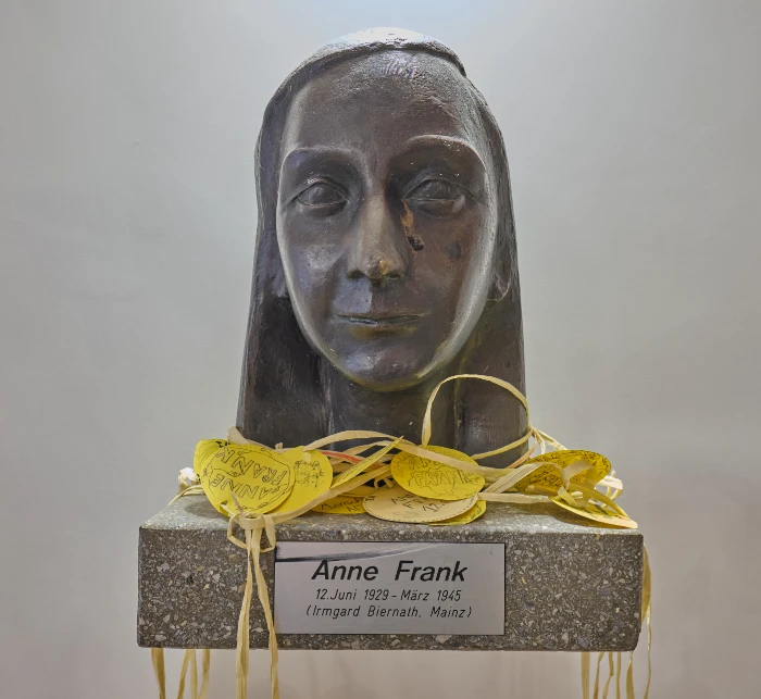 Anne Frank Stat
